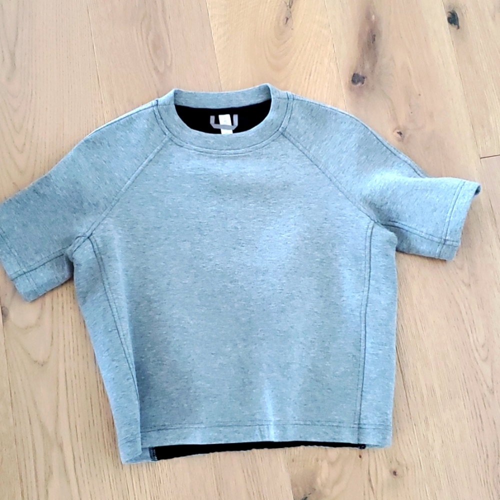 Lululemon Scuba crop sweatshirt